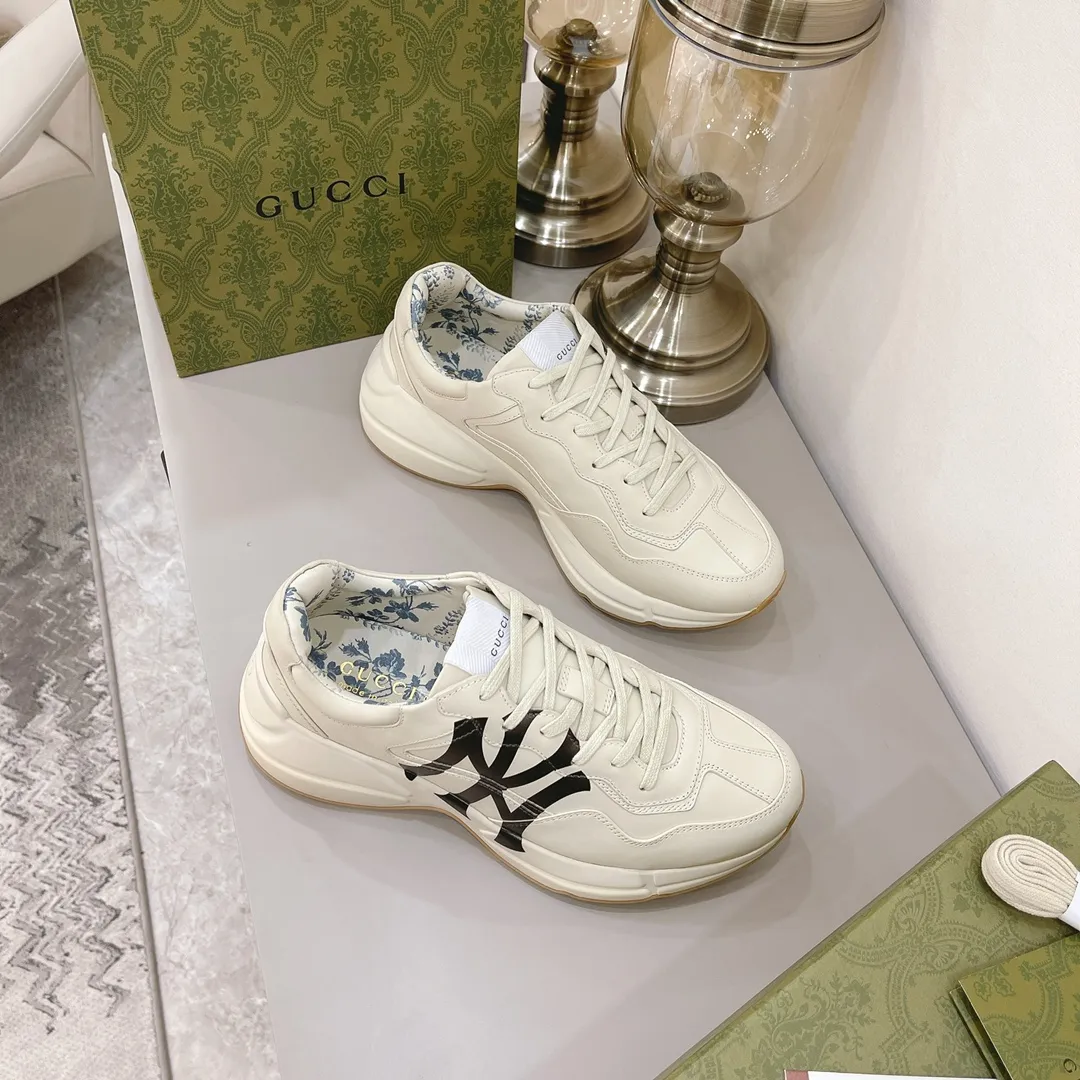 P700👟👟 The top version of GUCCI dad shoes, the latest upgraded version❗❗ The fabric is 100% consistent with the store. The whole series uses four leather styles. Each pattern, color and fabric are one-to-one consistent with the store. Women's size 35 36 37 38 39 40 Men's size 39 40 41 42 43 44 (women's size 34, men's size 45 can be customized)